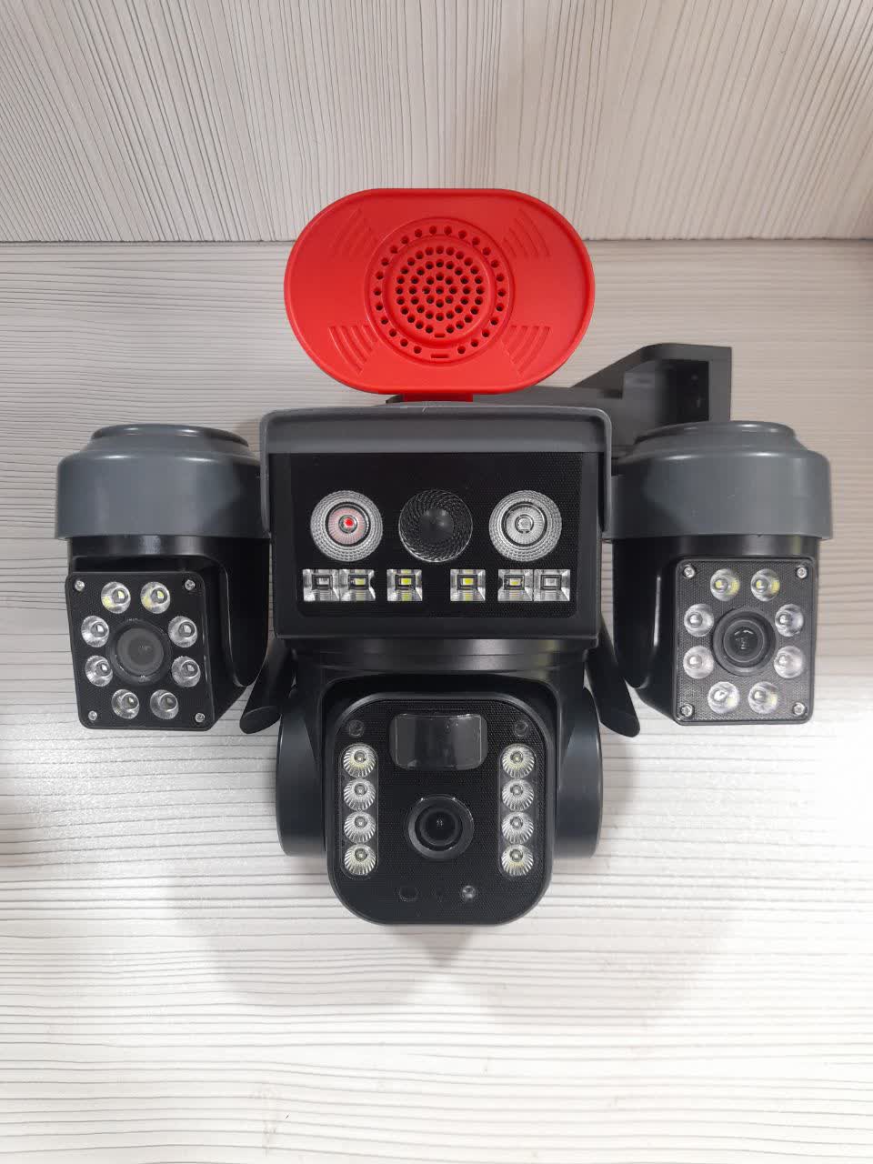 دوربین مداربسته خورشیدی سیمکارتی V380 سه لنز ۱۲ مگاپیکسل